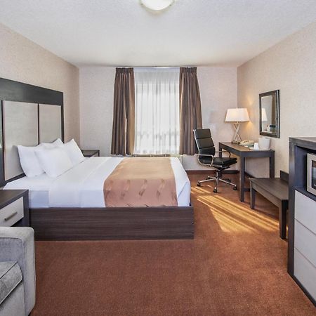 Quality Inn & Suites Lethbridge Kültér fotó
