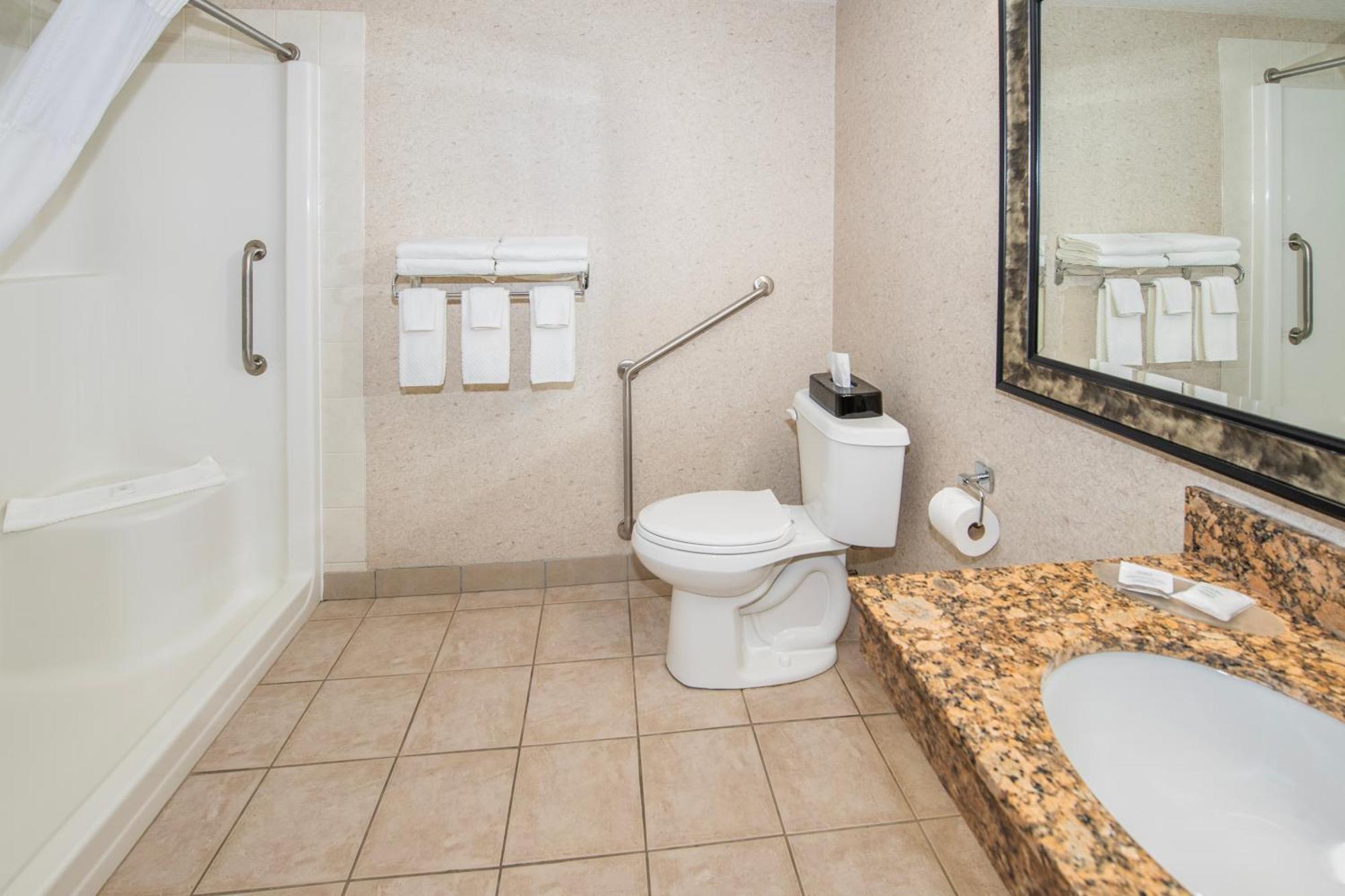 Quality Inn & Suites Lethbridge Kültér fotó