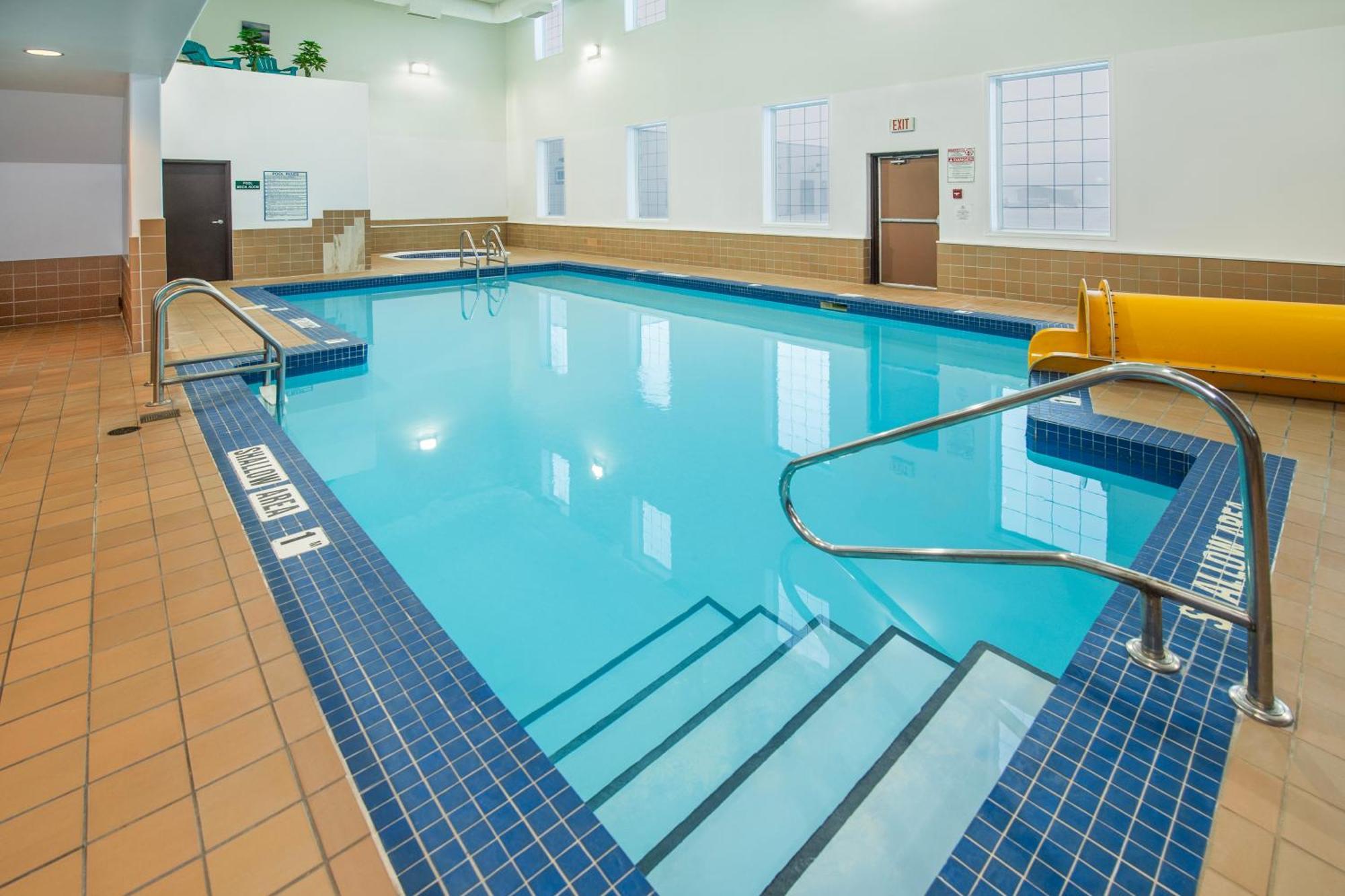Quality Inn & Suites Lethbridge Kültér fotó