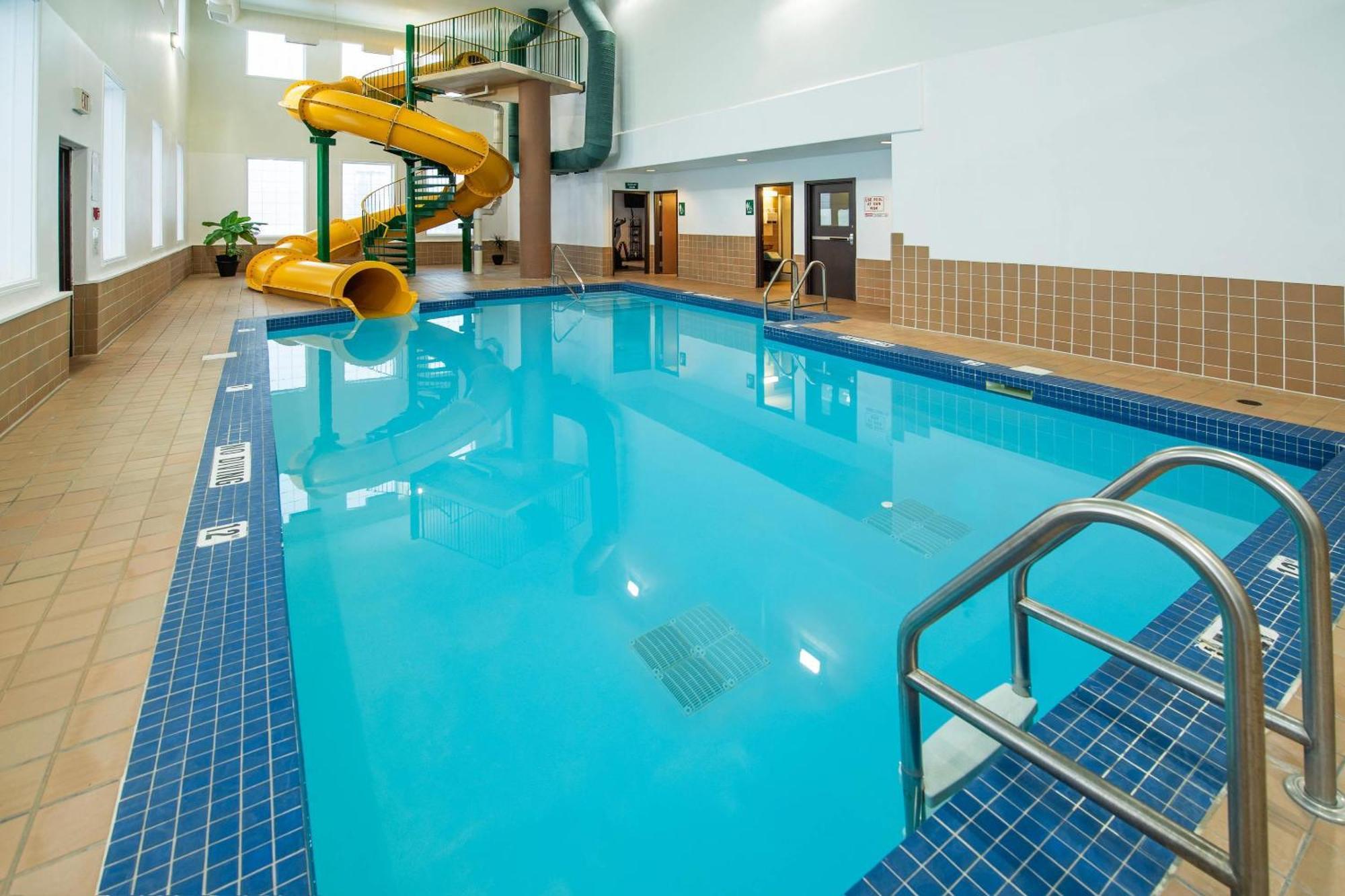Quality Inn & Suites Lethbridge Kültér fotó