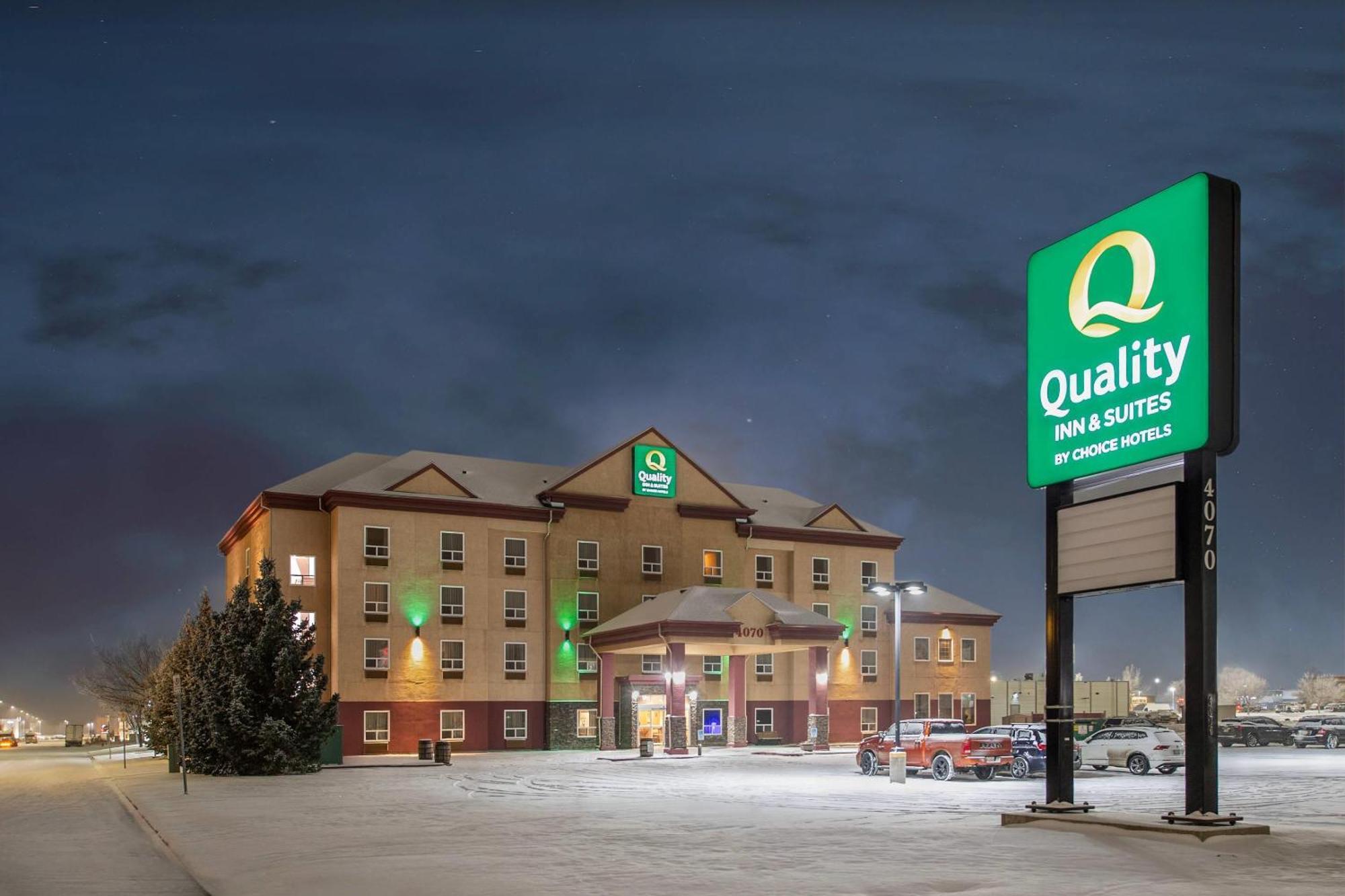 Quality Inn & Suites Lethbridge Kültér fotó